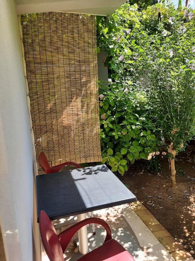 Apartments And Rooms With Parking Space Trpanj, Peljesac - 250 Экстерьер фото