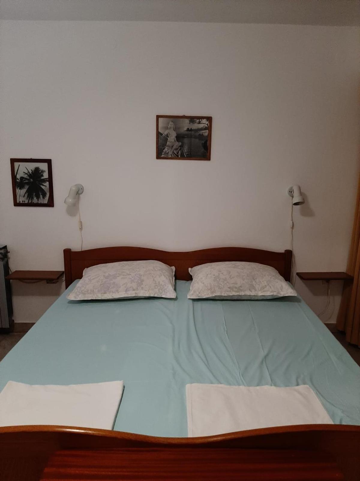 Apartments And Rooms With Parking Space Trpanj, Peljesac - 250 Экстерьер фото