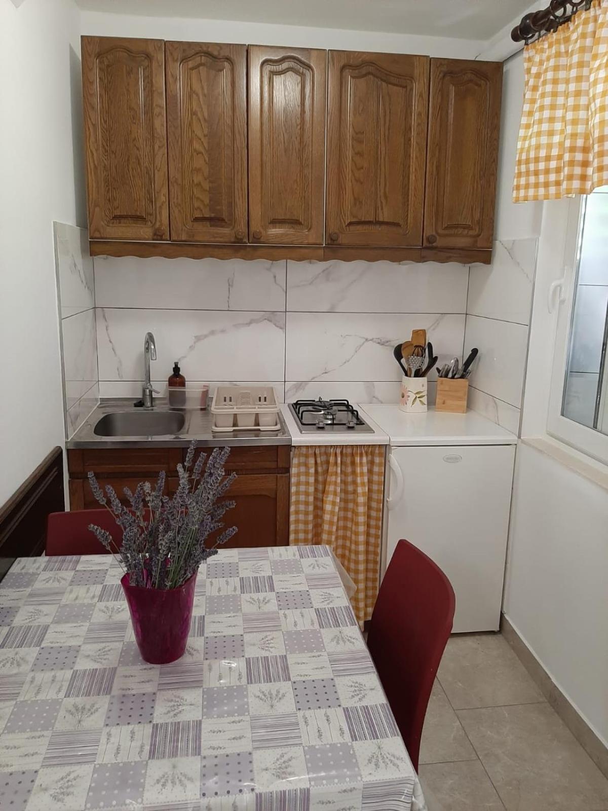 Apartments And Rooms With Parking Space Trpanj, Peljesac - 250 Экстерьер фото